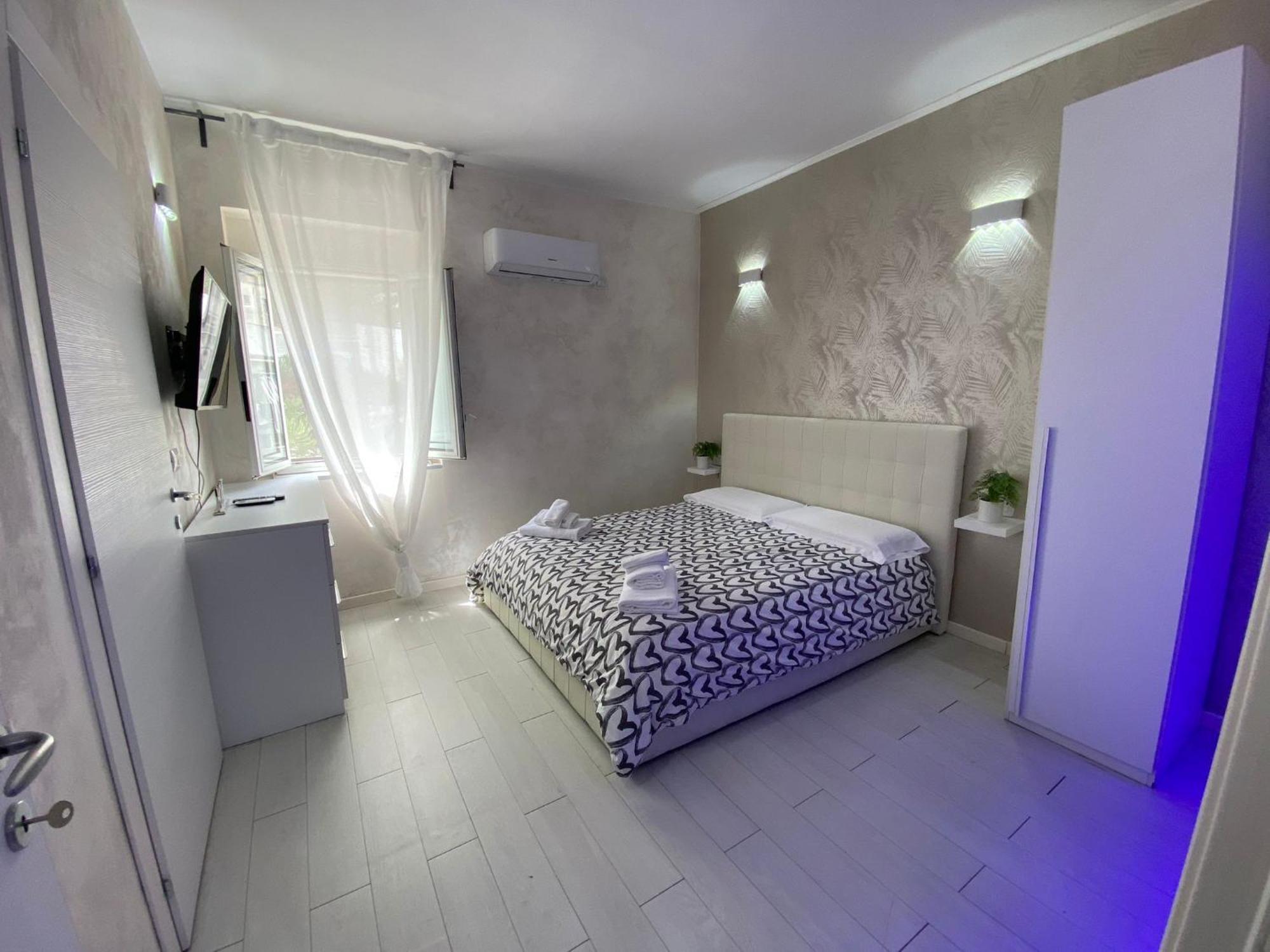 Newhouse Dante Apartment บารี ภายนอก รูปภาพ