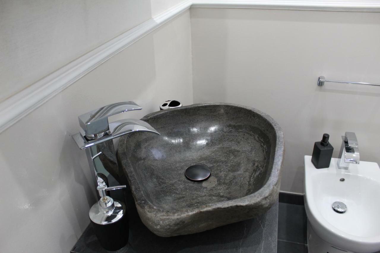 Newhouse Dante Apartment บารี ภายนอก รูปภาพ